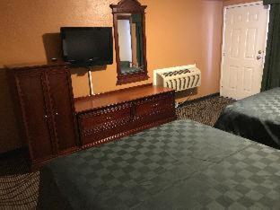 New Corral Motel 2*